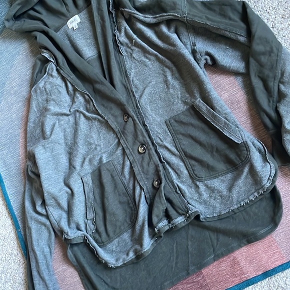 BKE Green Fall Layering Hoodie - Picture 9 of 12